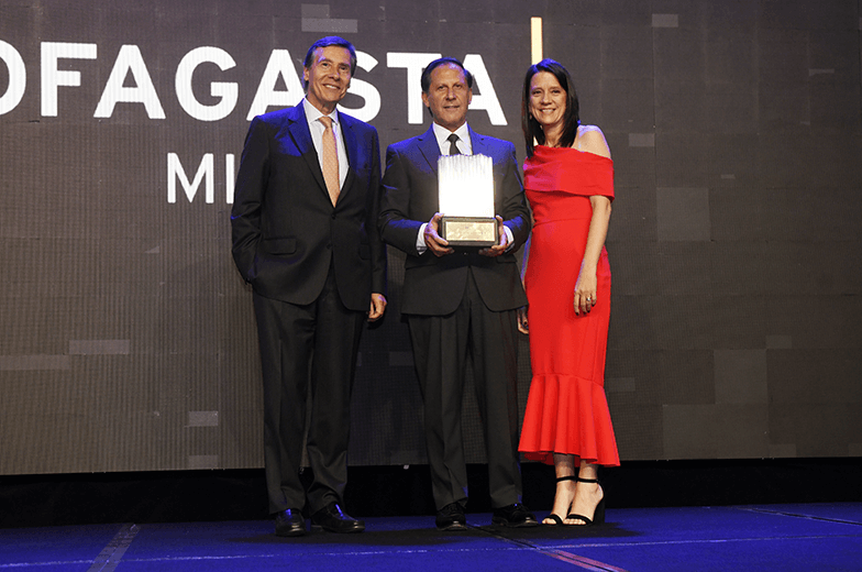 Outstanding company ESG criteria award image